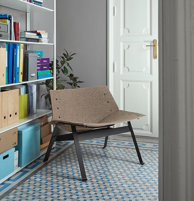 Panel Lounge Chair, image: Capdell