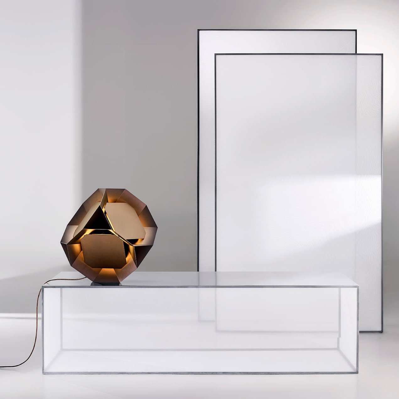 Lampadaire PYLITE - Finition poudrée
