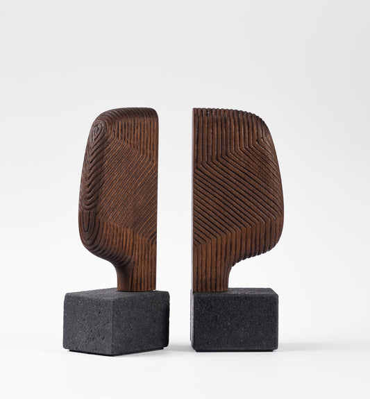 MOAI bookend