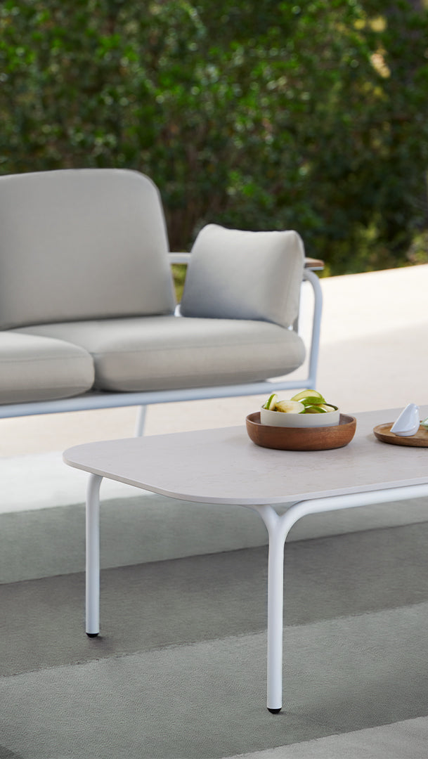 Capa 2 Seat Sofa, image: Gandia Blasco