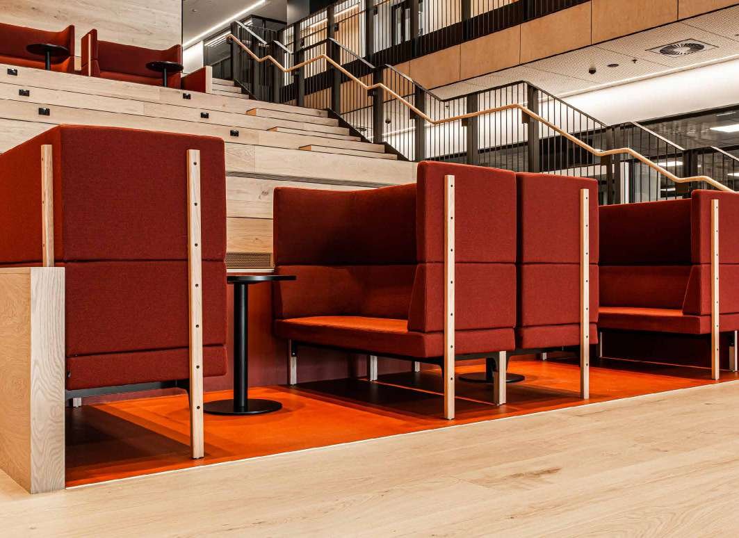 Derlot Homework 4-Person Booth