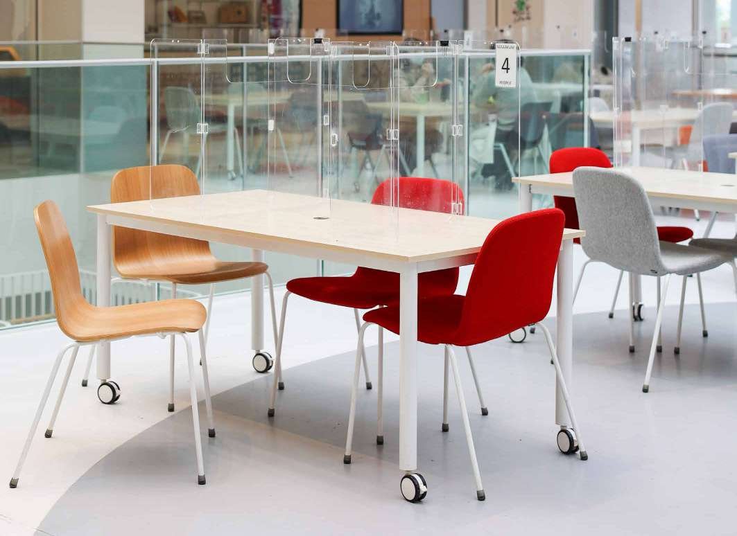 Derlot Ivi Chair