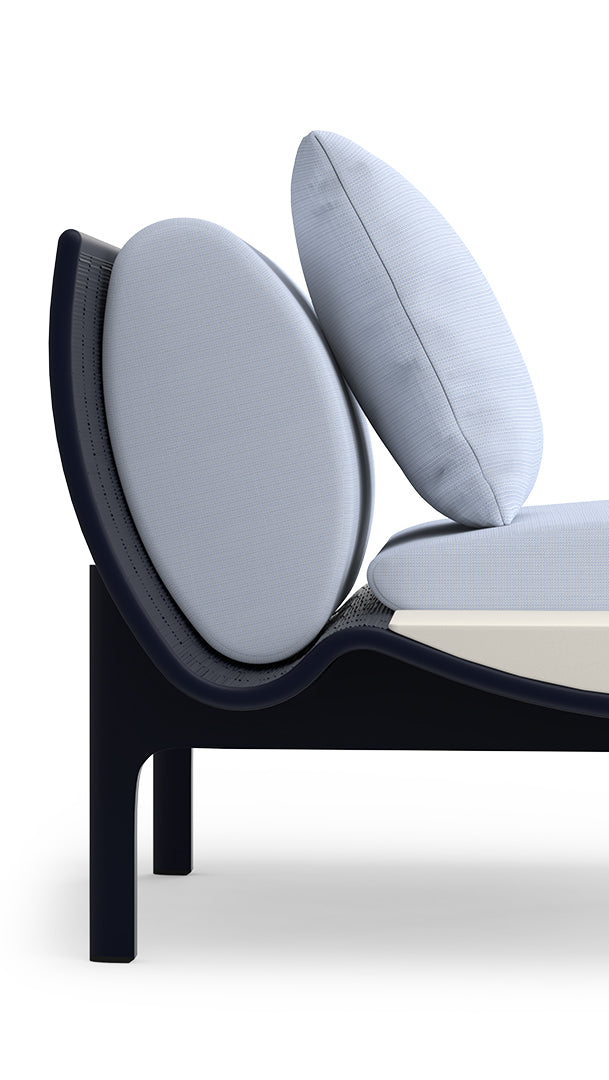 Gandia Blasco Dunne Lounge Chair with Table