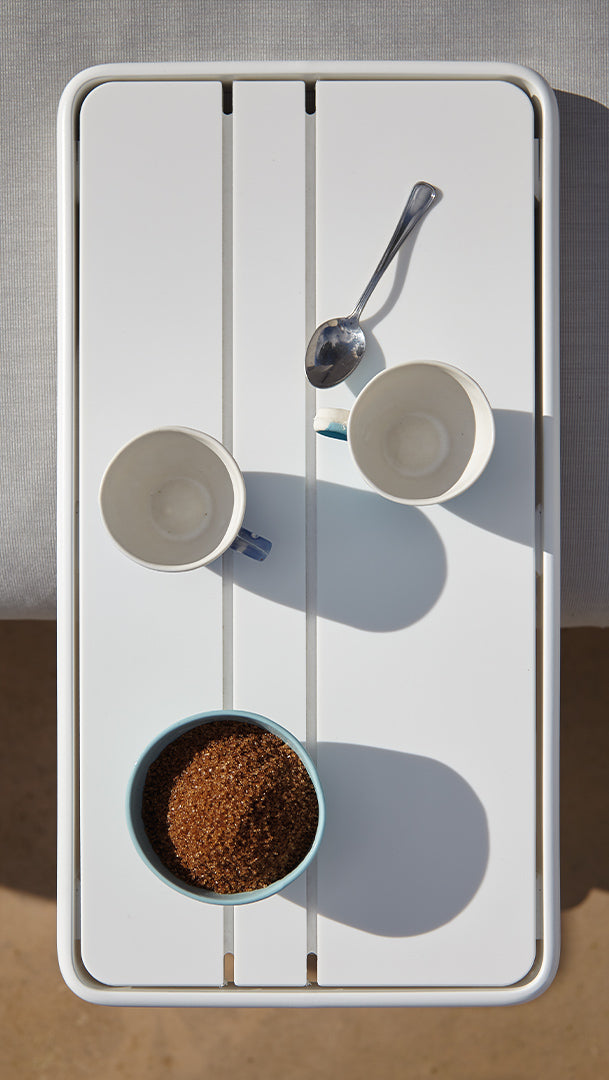 Flat C Table