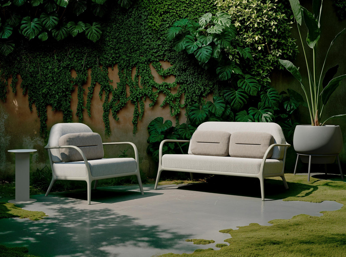 Diabla Xaloc 2 Seat Compact Sofa, detail