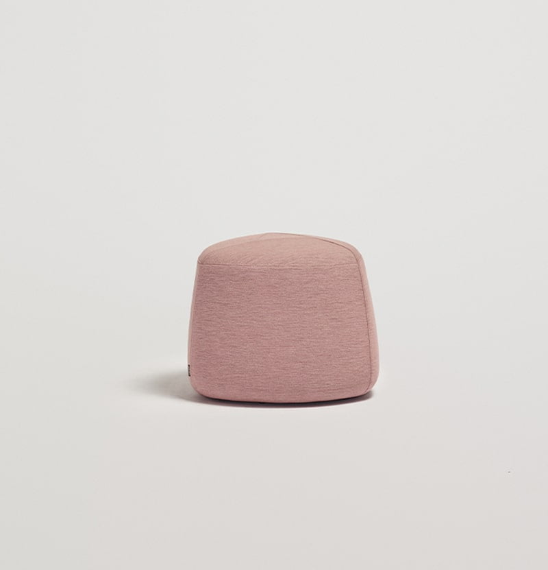 Atoll pouf, triangular, image: Capdell