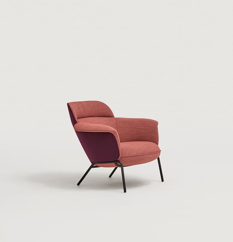 Ulis lounge chair, low shell, metal base, image: Capdell