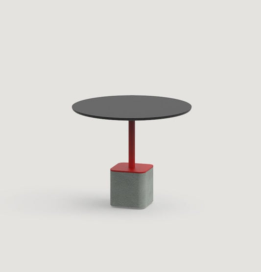 Gus table, round, image: Capdell