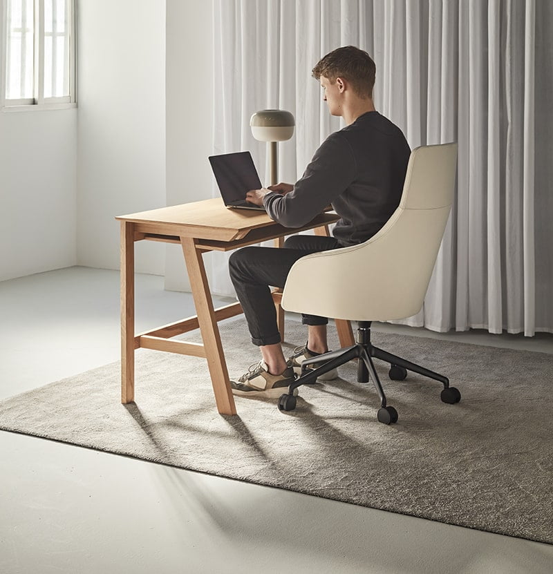 Helium High Back Chair, image: Capdell