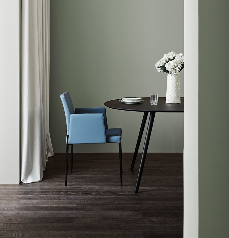 Flick Armchair, image: Capdell
