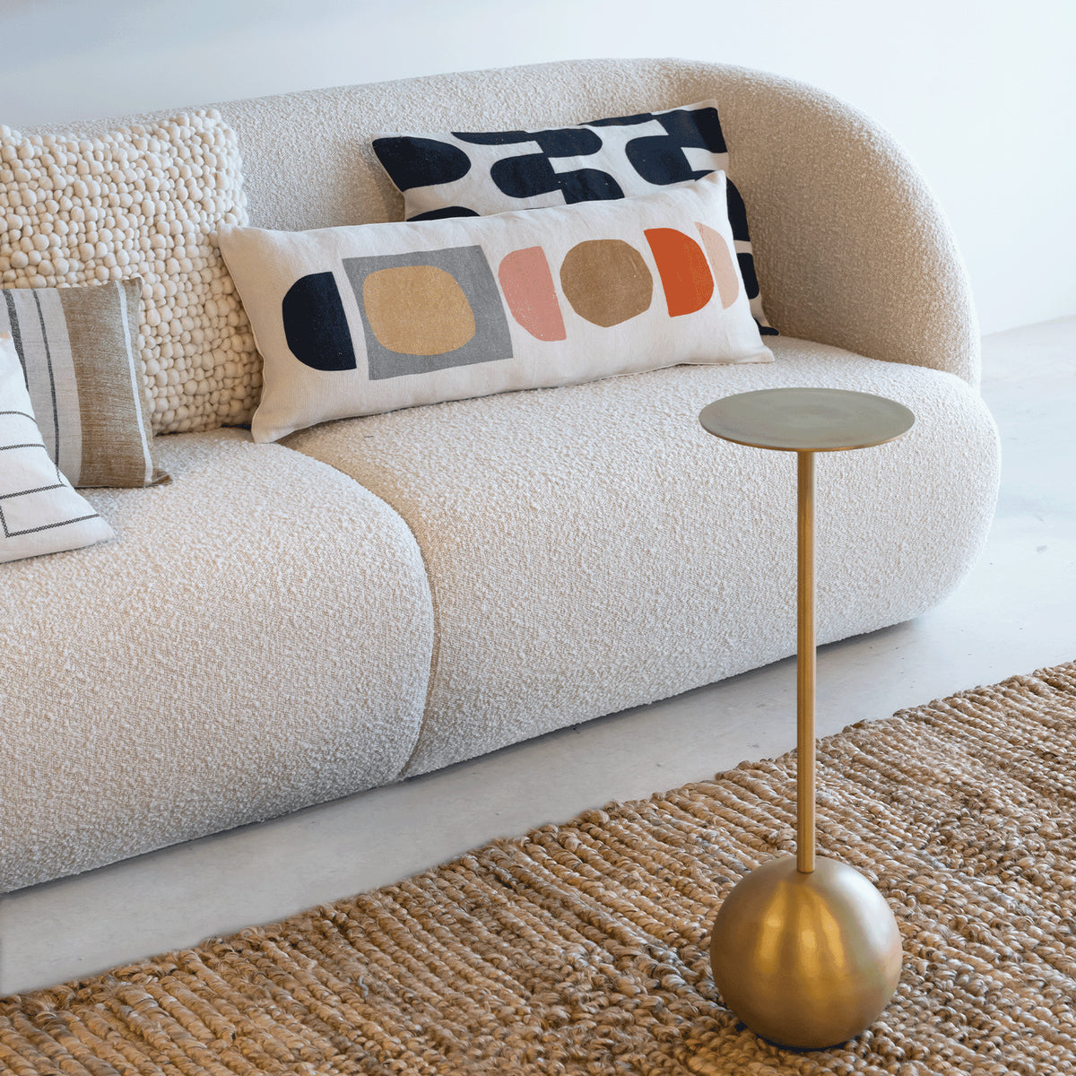Side table M, Gold