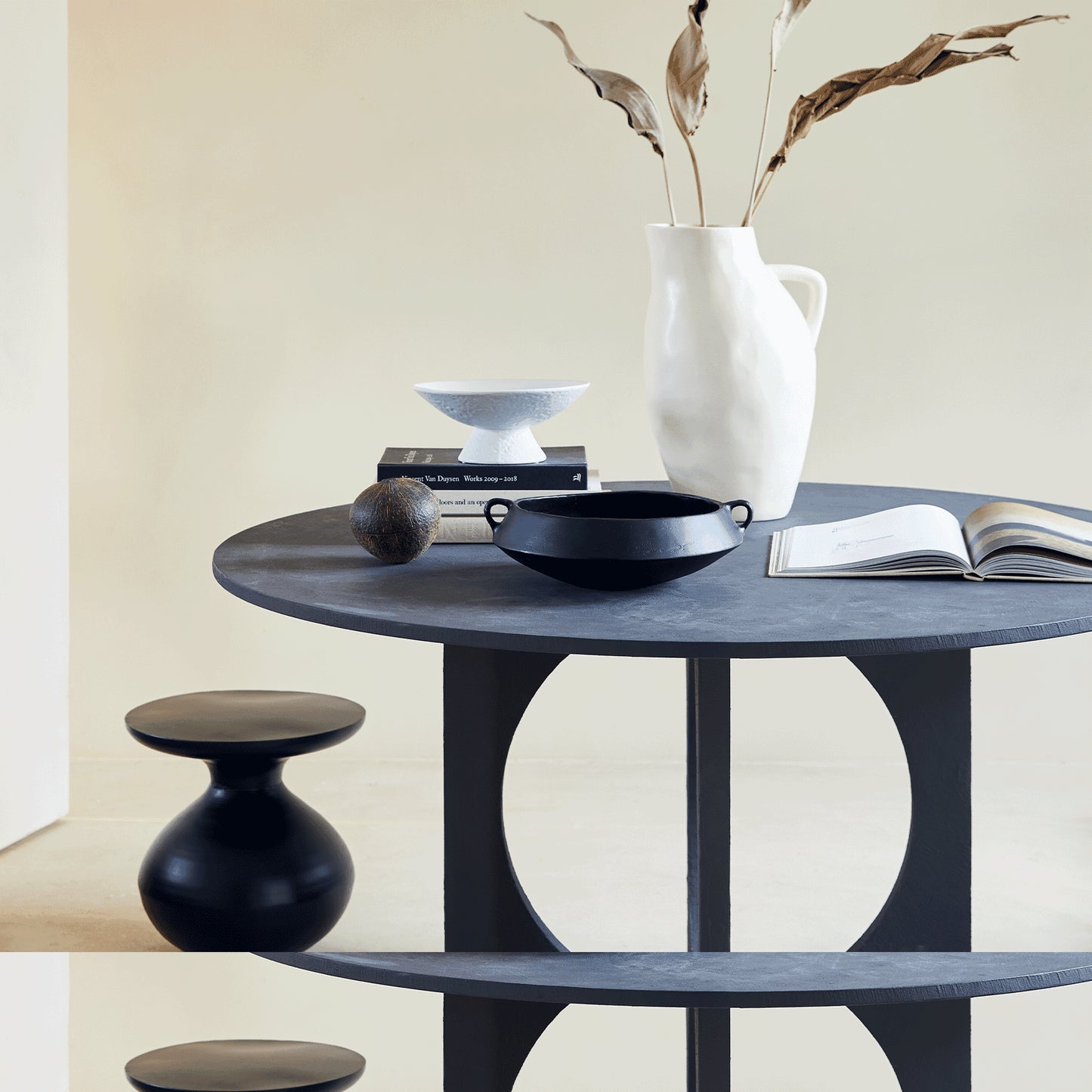 Side table Tummy