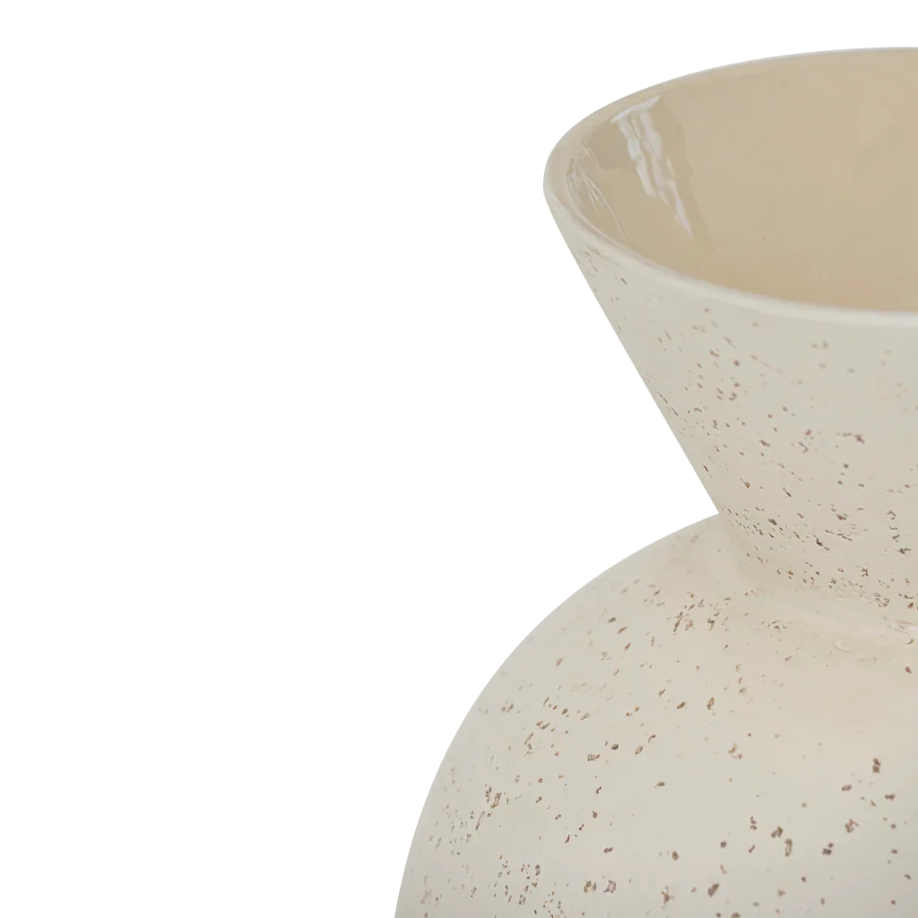 Vase Thabo