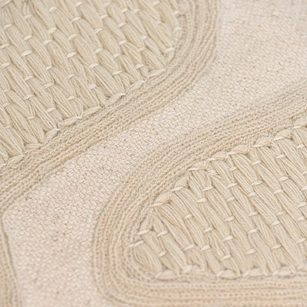 Cushion Kedi, Off white