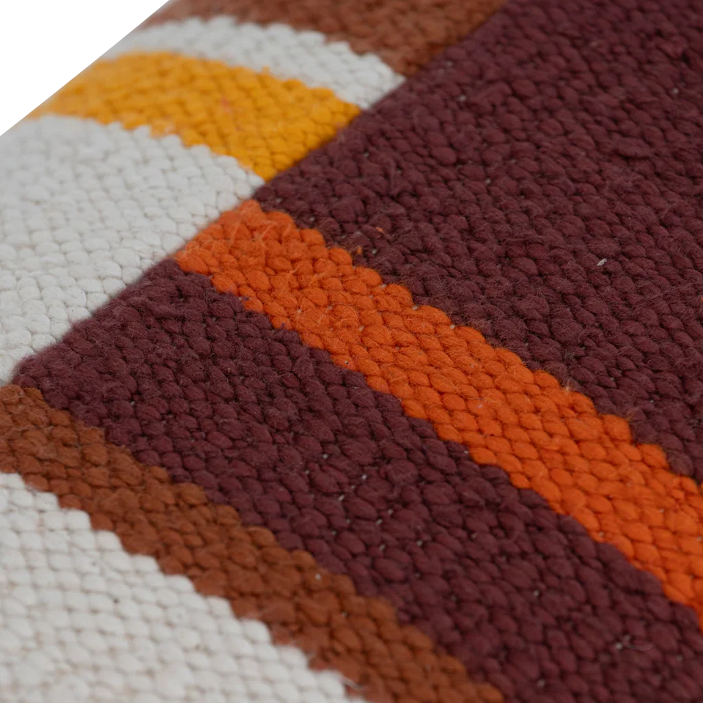 Cushion Jali
