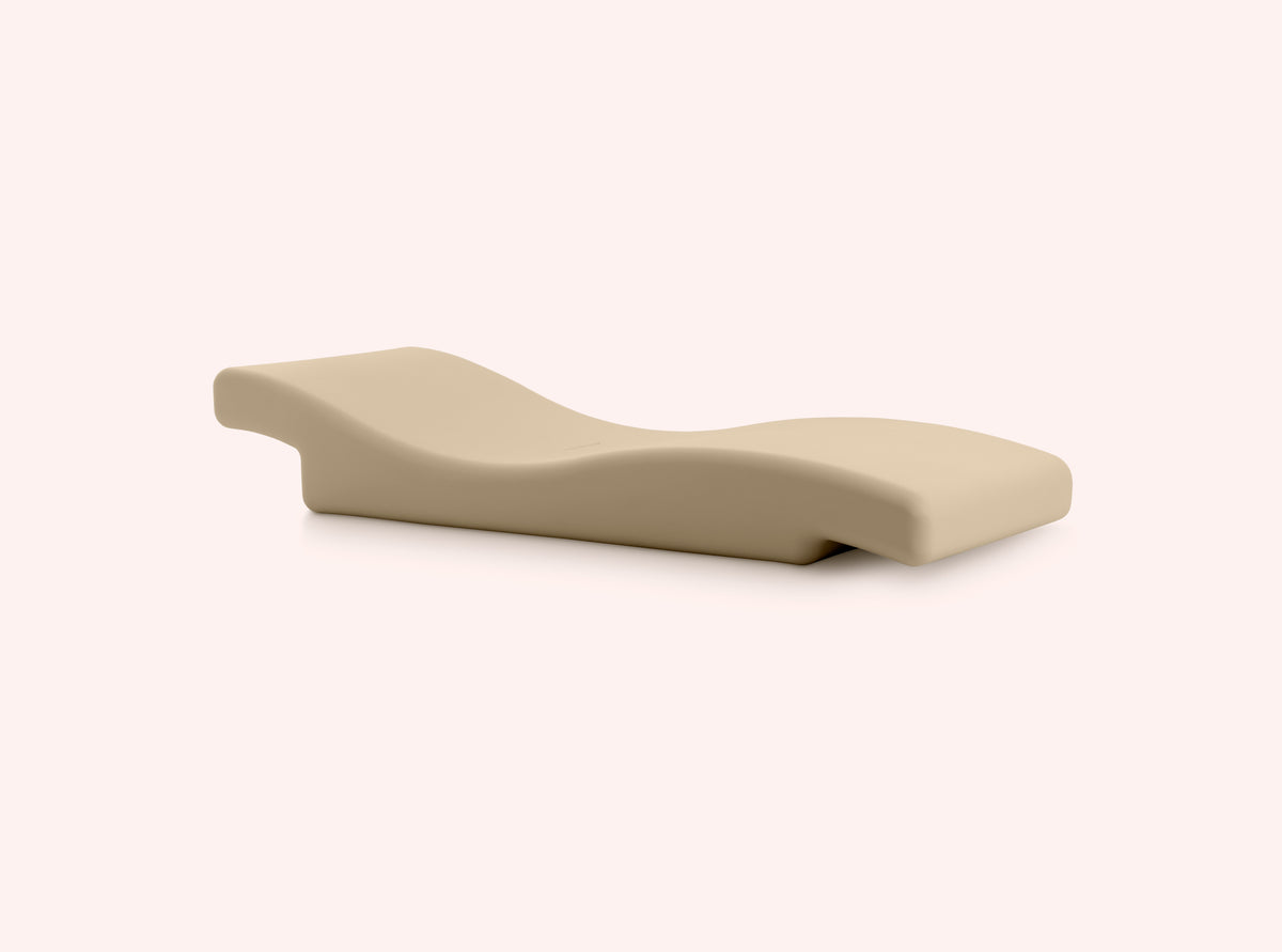 Diabla 356 chaise lounge in sand