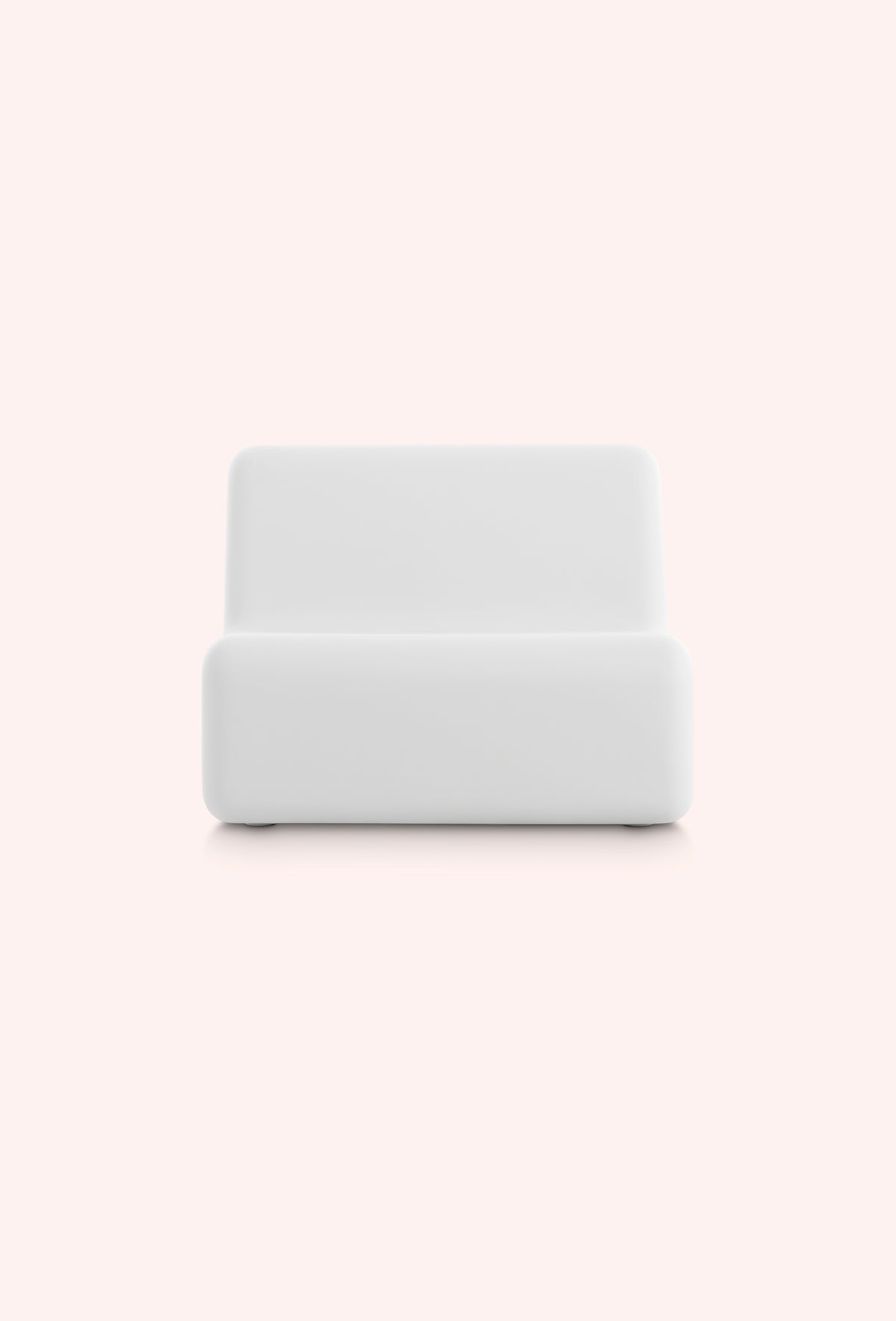 Diabla 356 club chair in white, front view