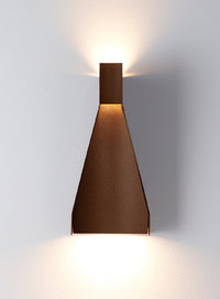 Standley Wall Lamp - corten powdercoat | Photo: Rakumba