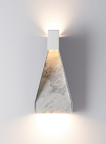 Standley Wall Lamp - white, Carrara | Photo: Rakumba