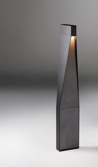 Standley Bollard - black, bluestone | Photo: Rakumba