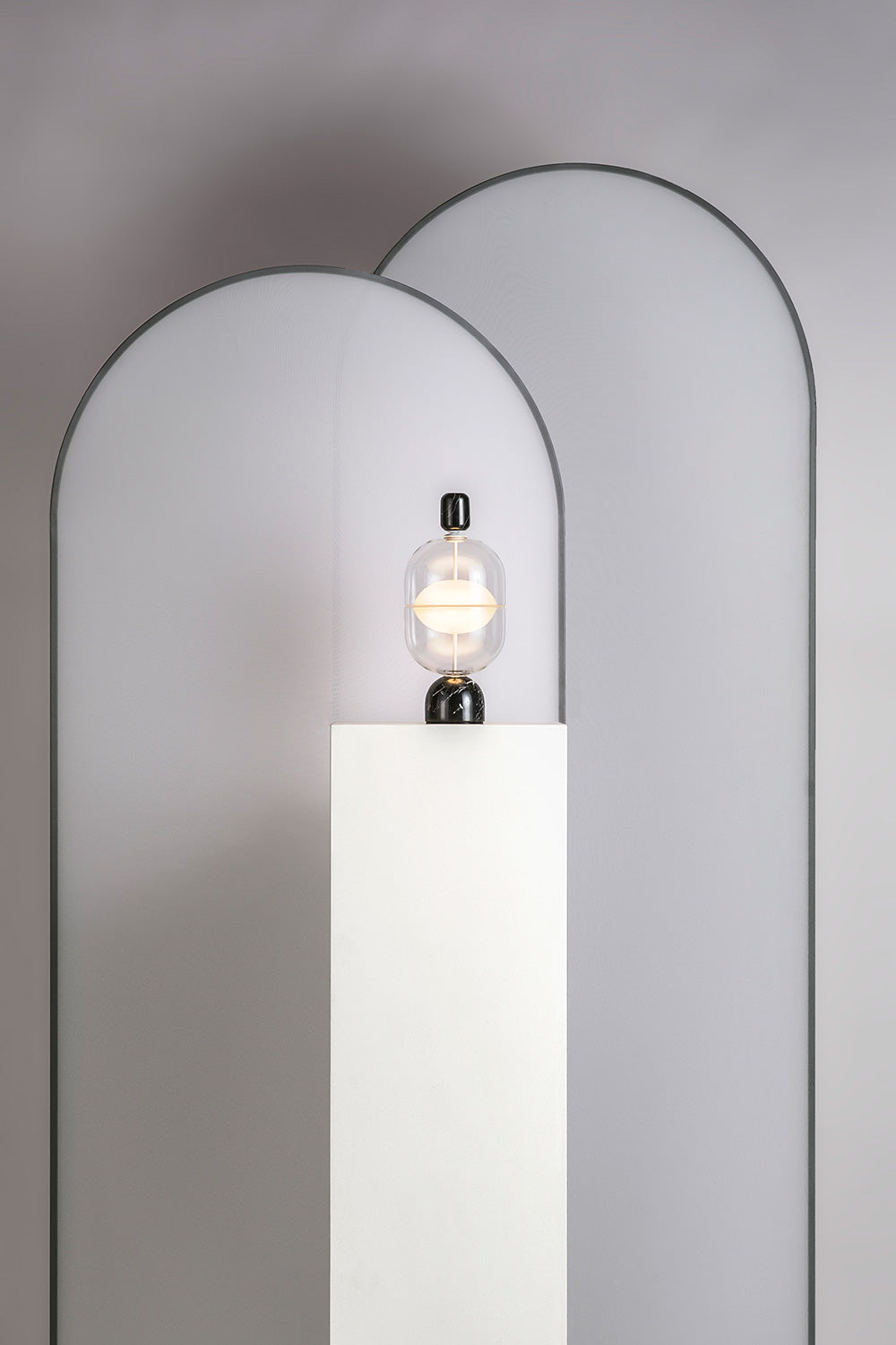 Indre Table Lamp - white, Nero Marquina | Photo: Rakumba