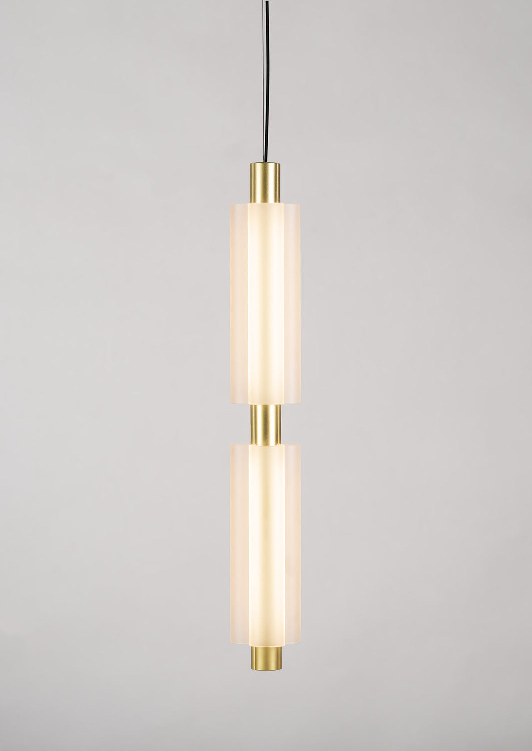 Metropol Double Pendant - gold | Photo: Rakumba