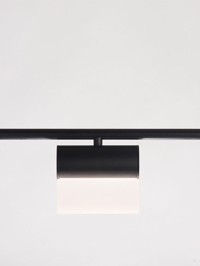 Typography Cilon Roll Rail Luminaire | Photo: Rakumba