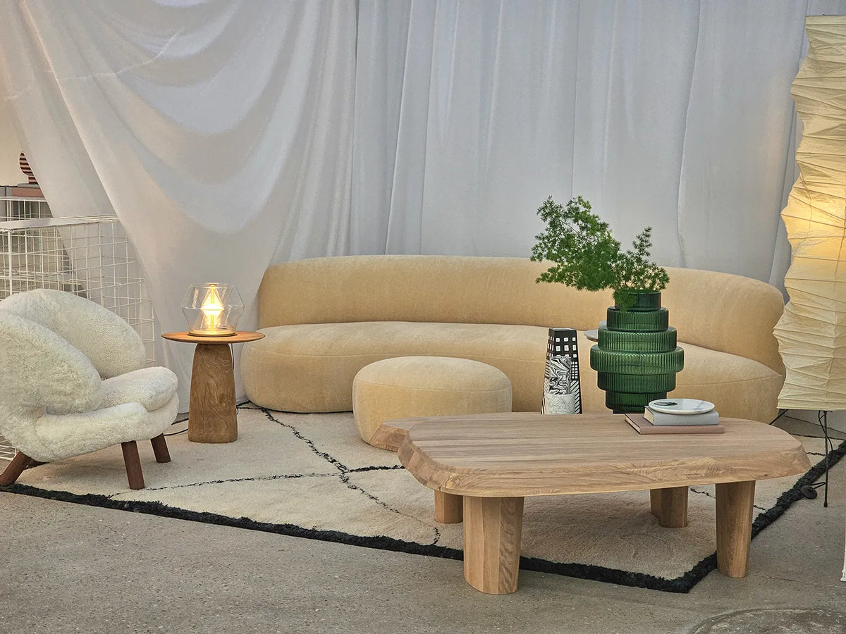 ARGYLE Table Lamp - lounge | Photo: Rakumba