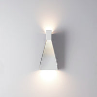 STANDLEY Wall - white | Photo: Rakumba
