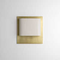 ELWOOD Indoor - brass backplate | Photo: Rakumba