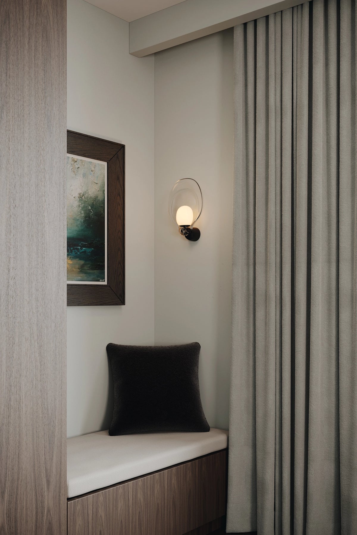 PETAL Wall lamp - hallway | Photo: Rakumba