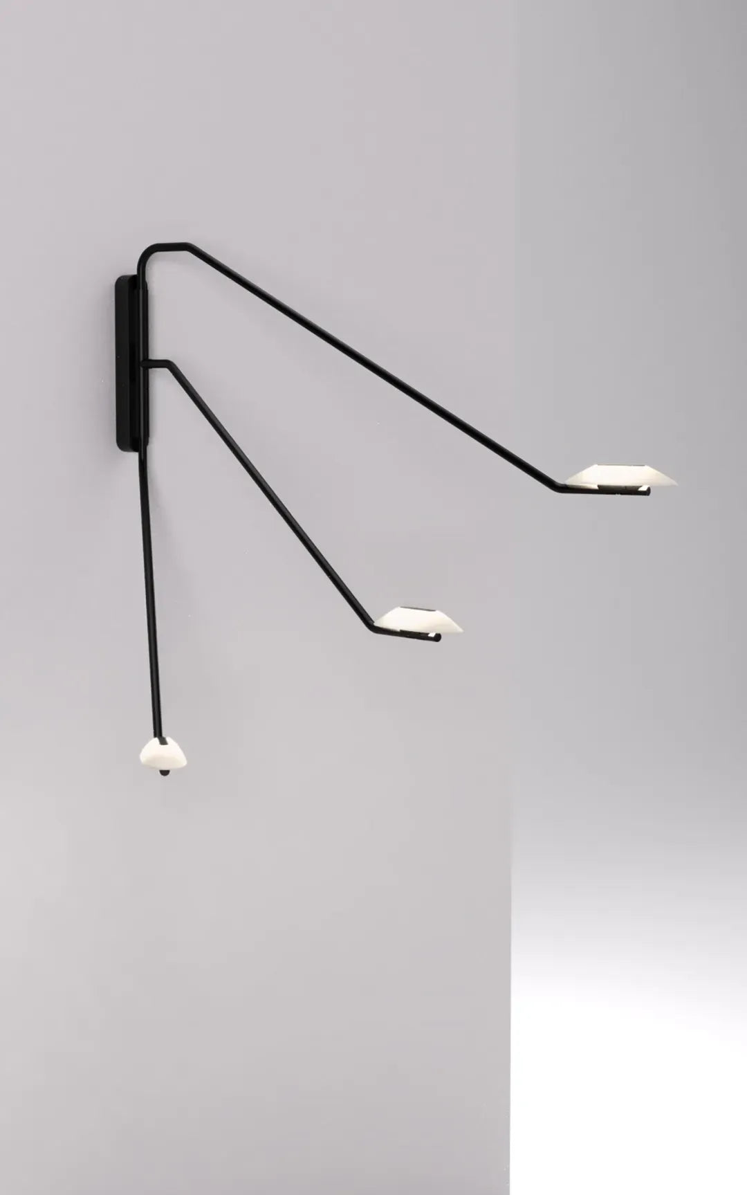Tema Wall Lamp | Photo: Rakumba