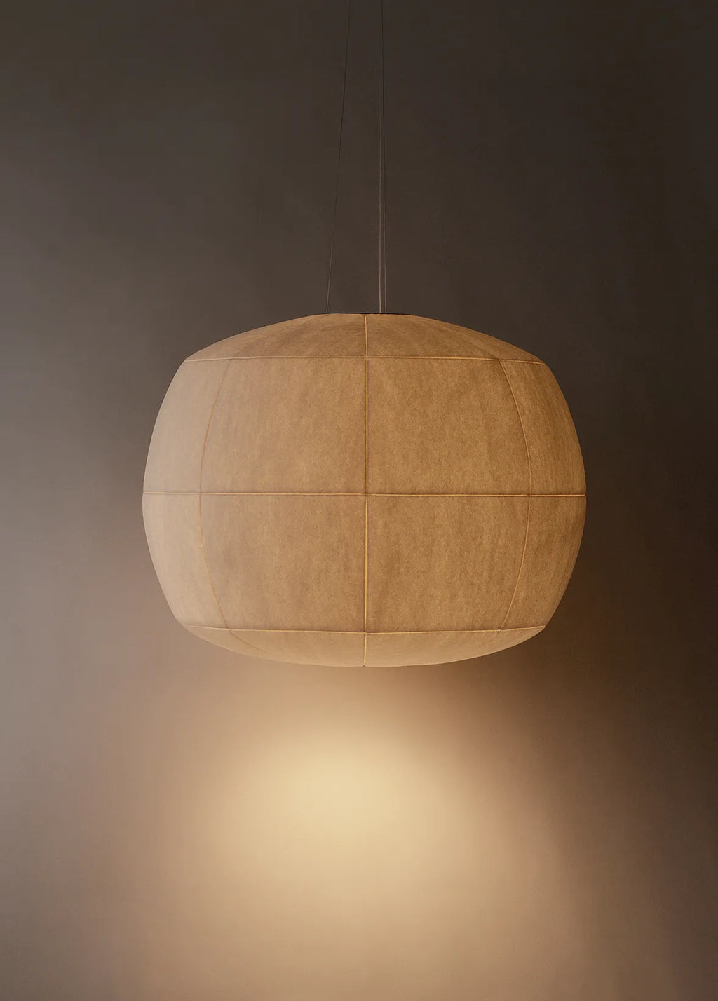 Big Glow Pendant - glow and downlight | Photo: Rakumba