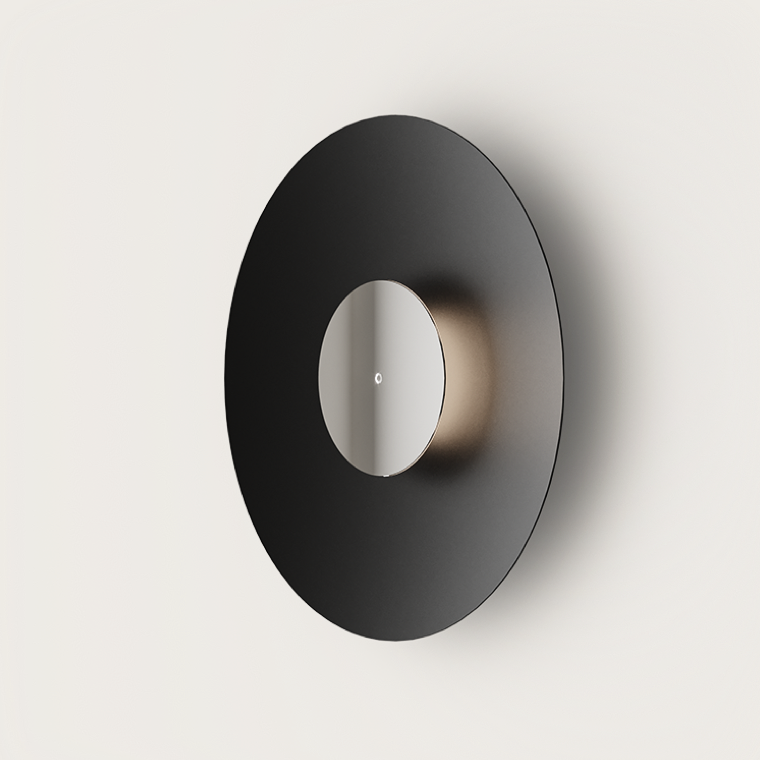 Bigcoss Wall Lamp, image: Aromas