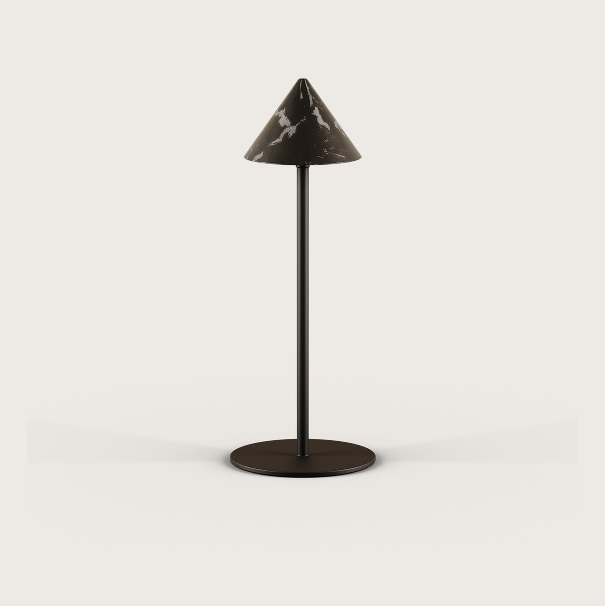 Anza Table Lamp, image: Aromas
