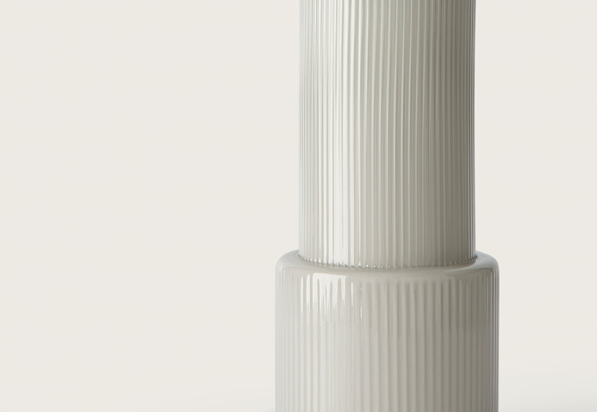 Atina Table Lamp, image: Aromas