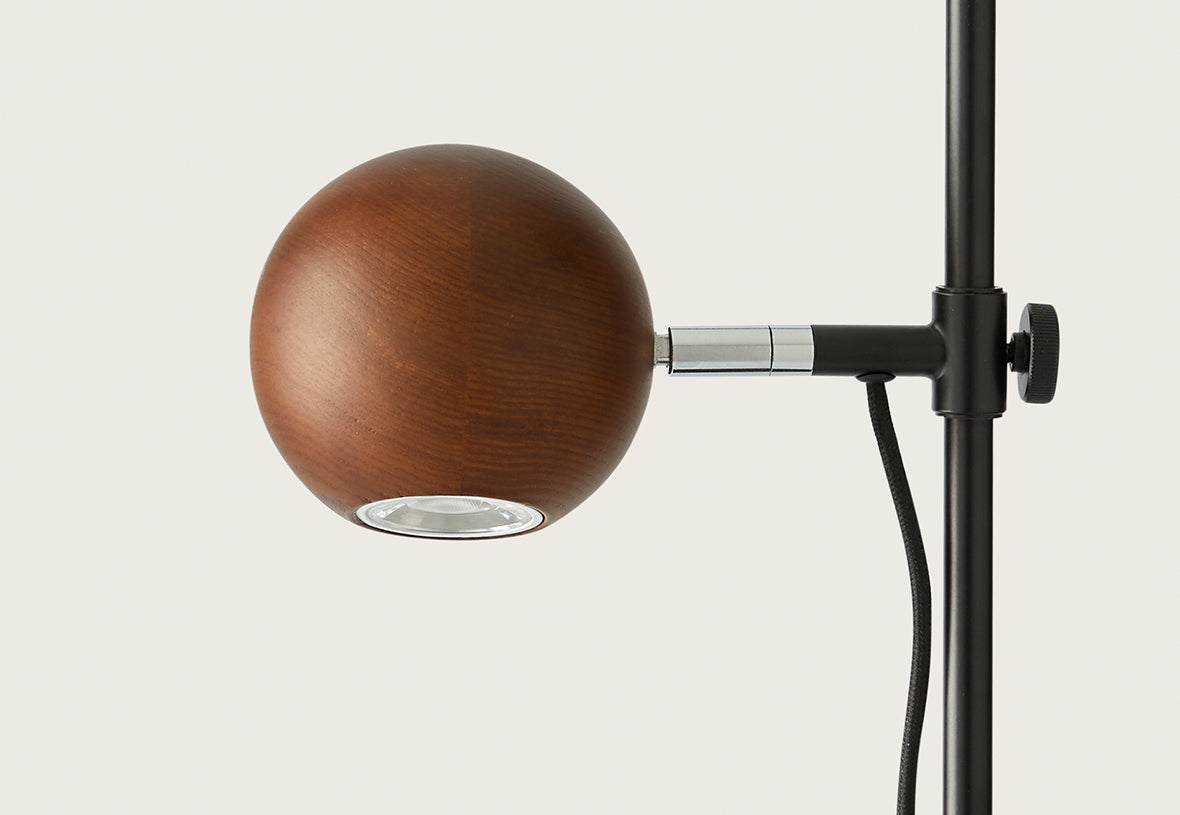 Lita Table Lamp, image: Aromas