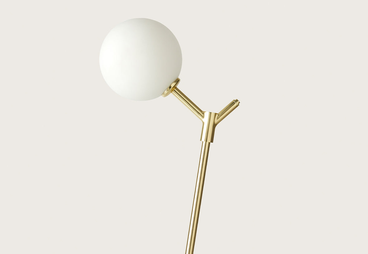Atom Table Lamp, image: Aromas