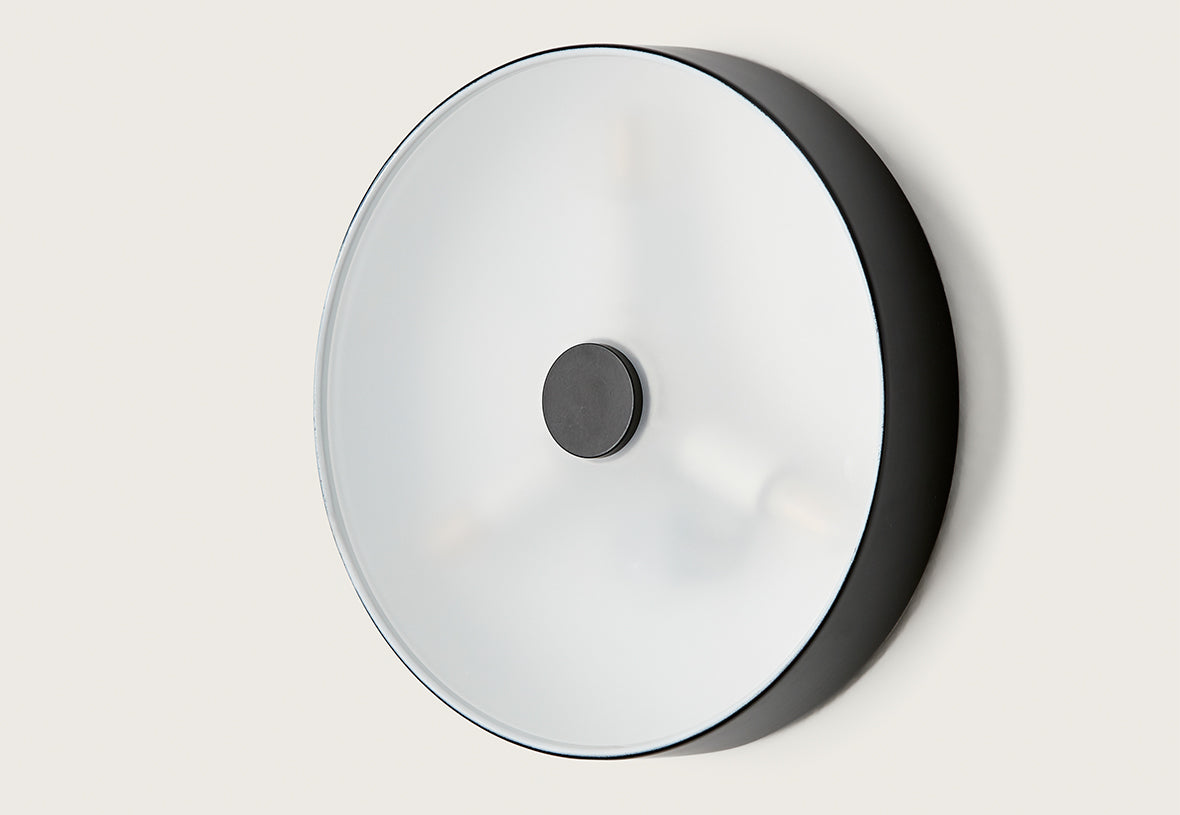 Ambor Wall Lamp, image: Aromas