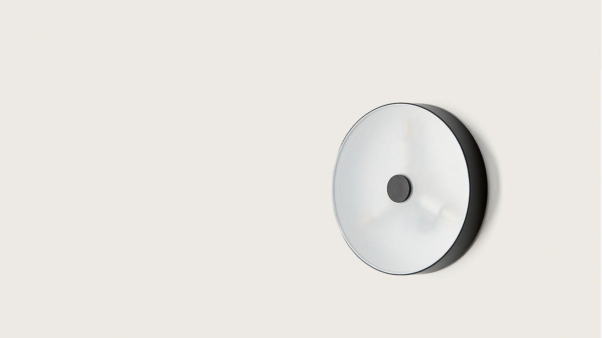Ambor Wall Lamp, image: Aromas