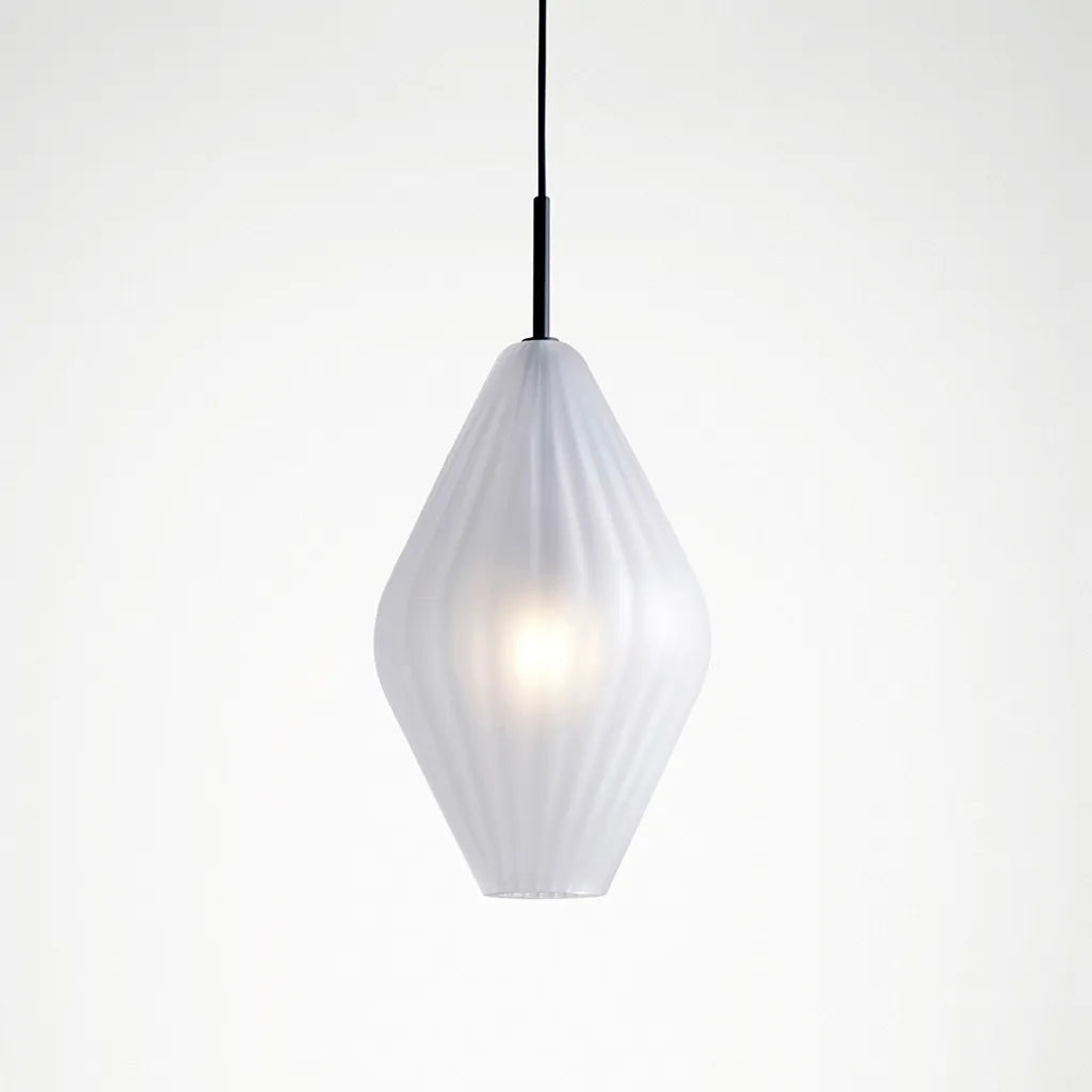 Bailey Pendant - frost | Photo: Rakumba