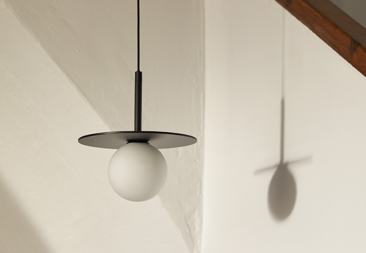 Miro Pendant, image: Aromas