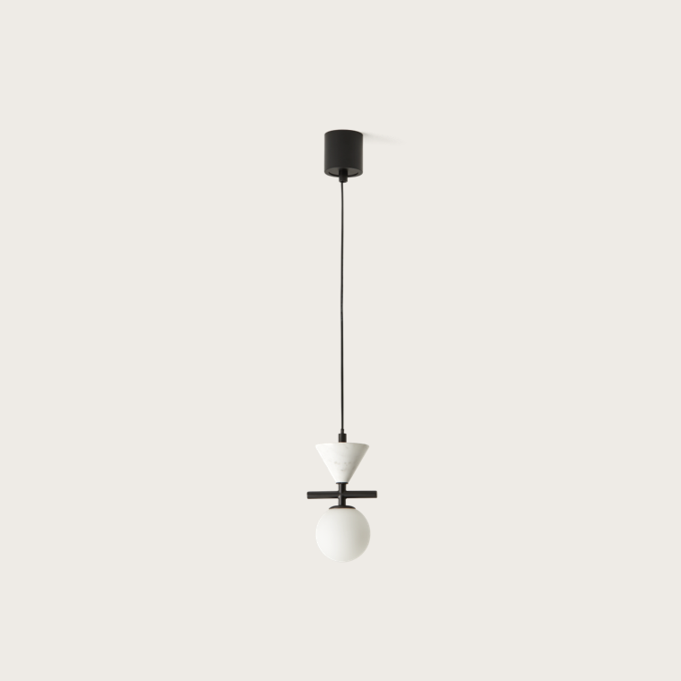 Oneta Pendant, image: Aromas