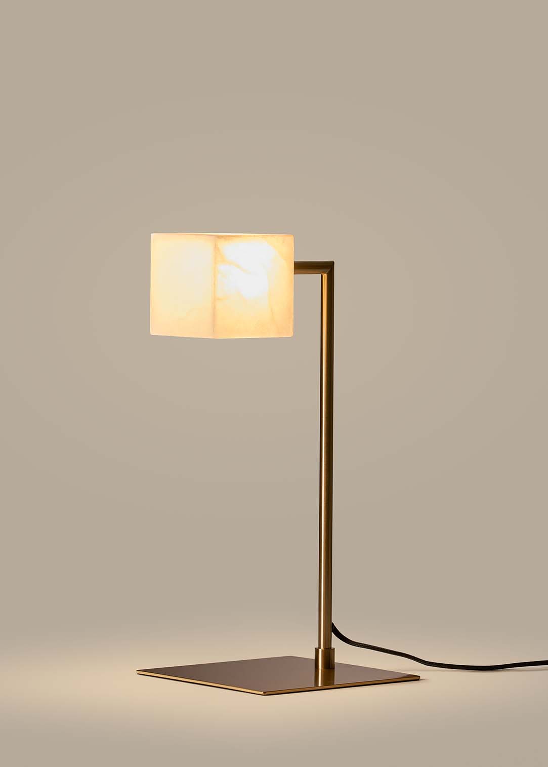 Cubic Table Lamp, image: Aromas