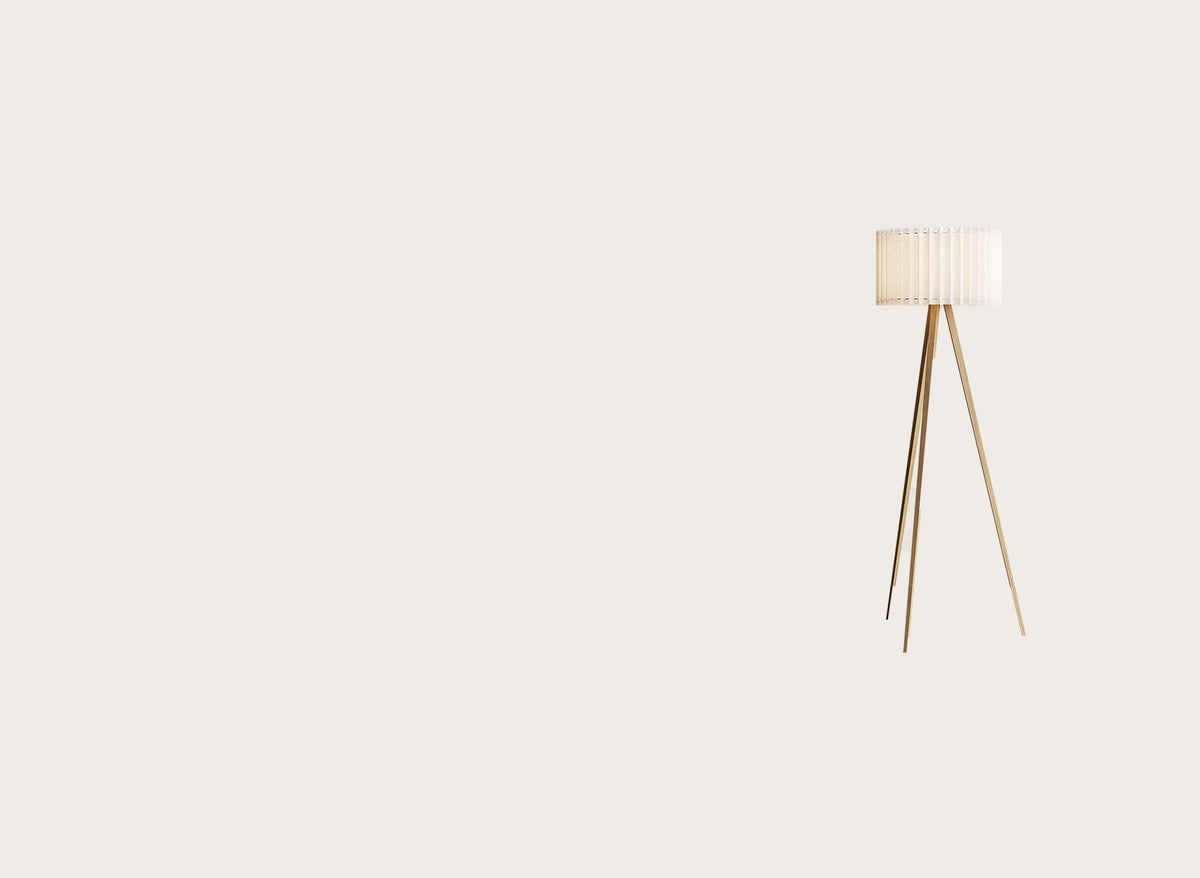 Dira Floor Lamp, image: Aromas