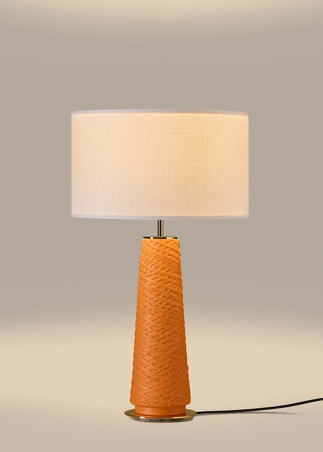 Fill Table Lamp, image: Aromas