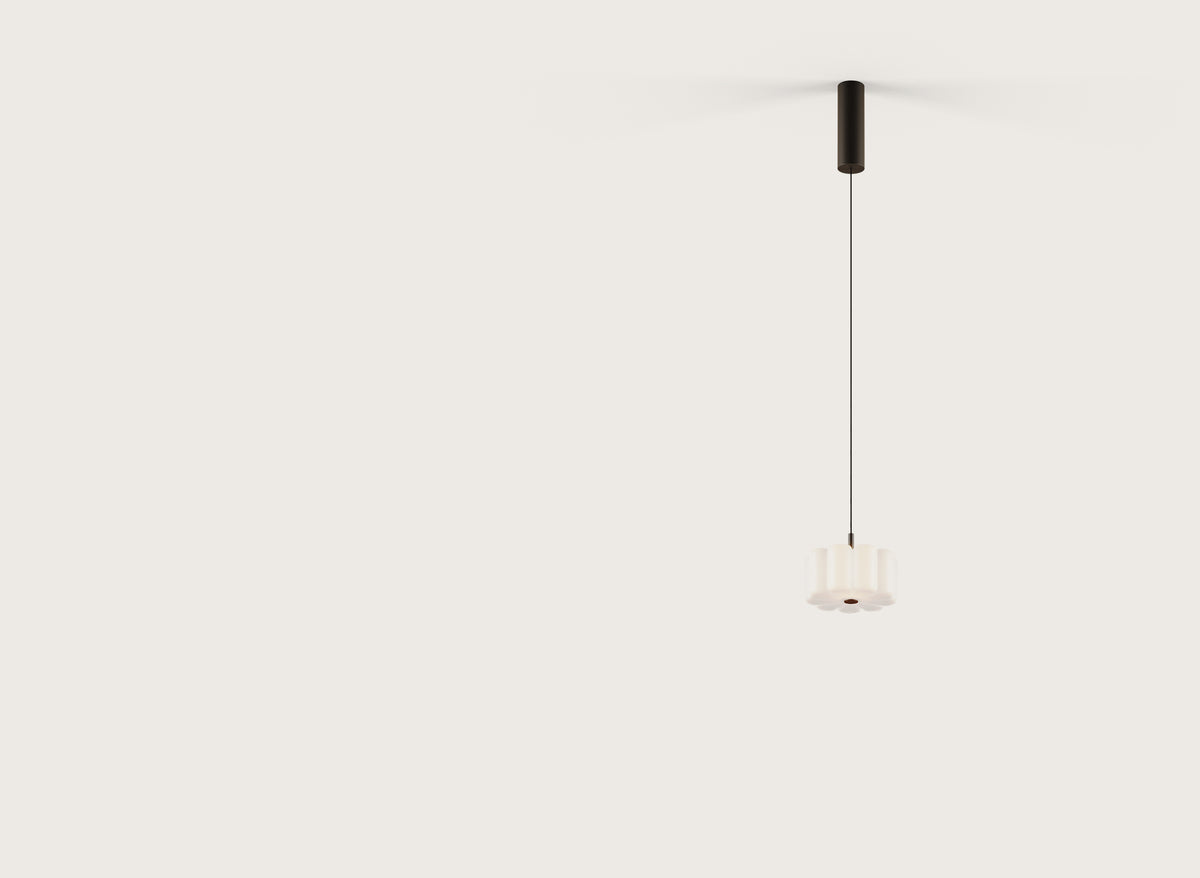 Flow pendant lamp, image: Aromas del Campo