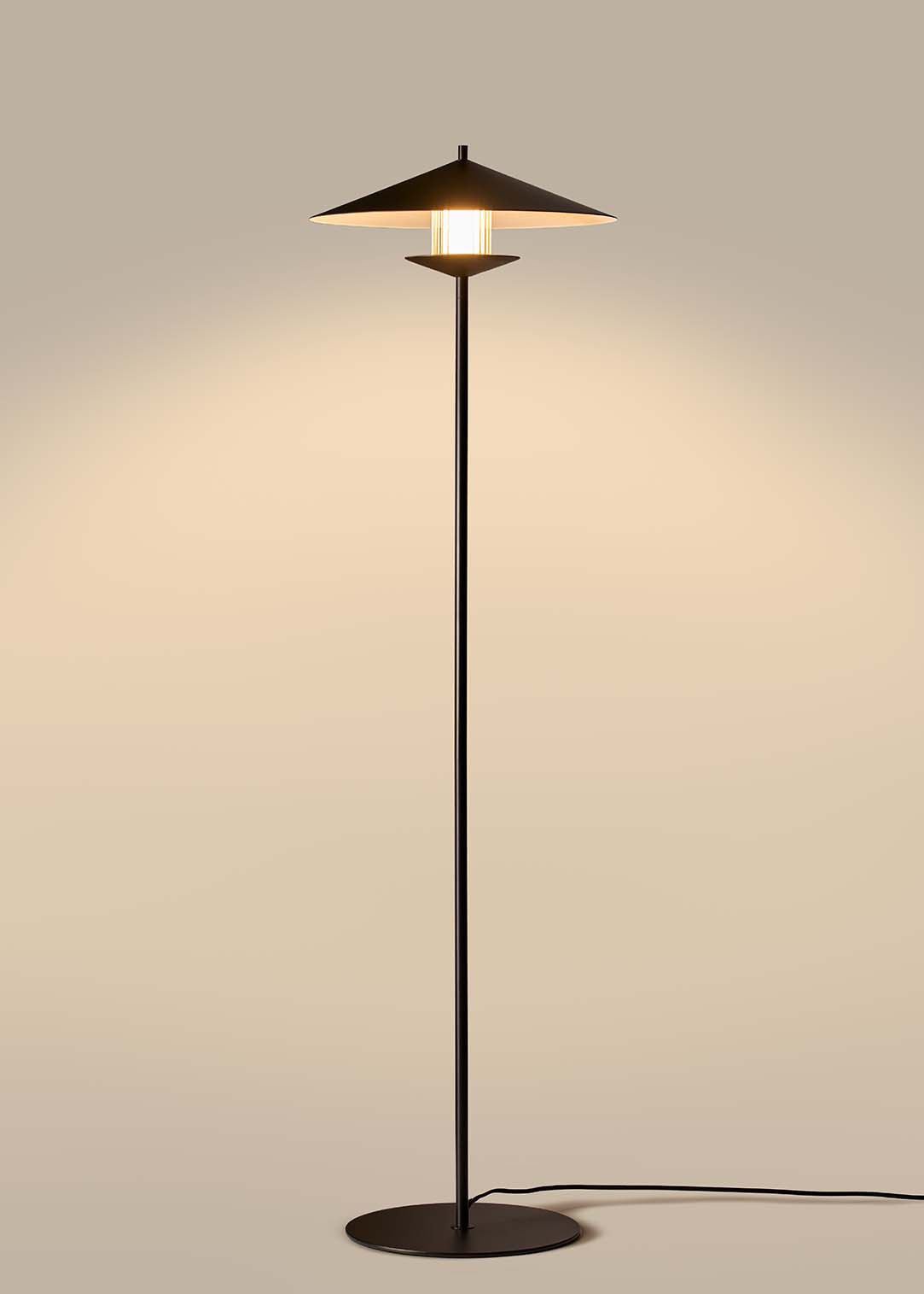 Gehit Floor Lamp, image: Aromas