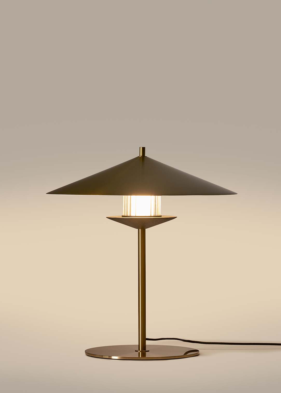 Gehit Table Lamp, image: Aromas