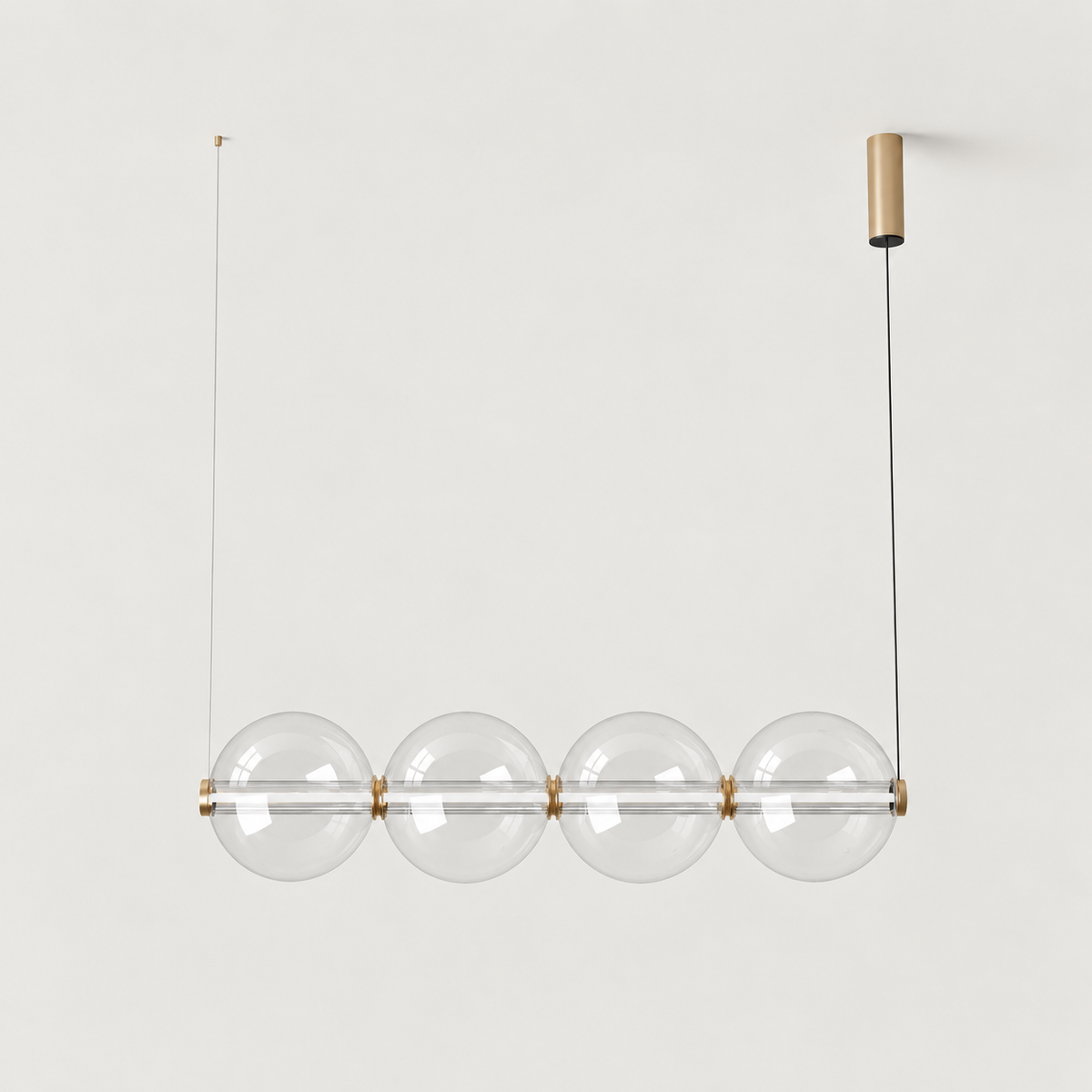 Ludo Pendant, image: Aromas